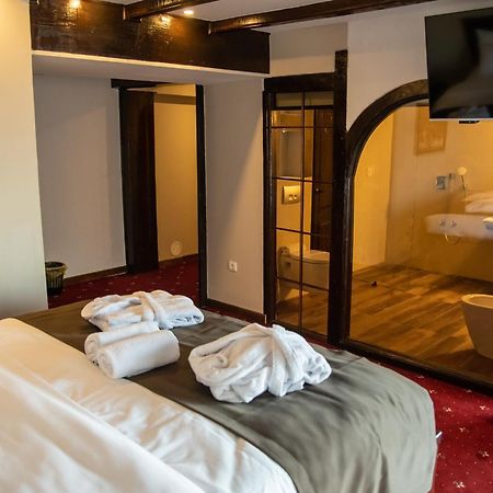Bahus Inn Belgrad Exterior foto
