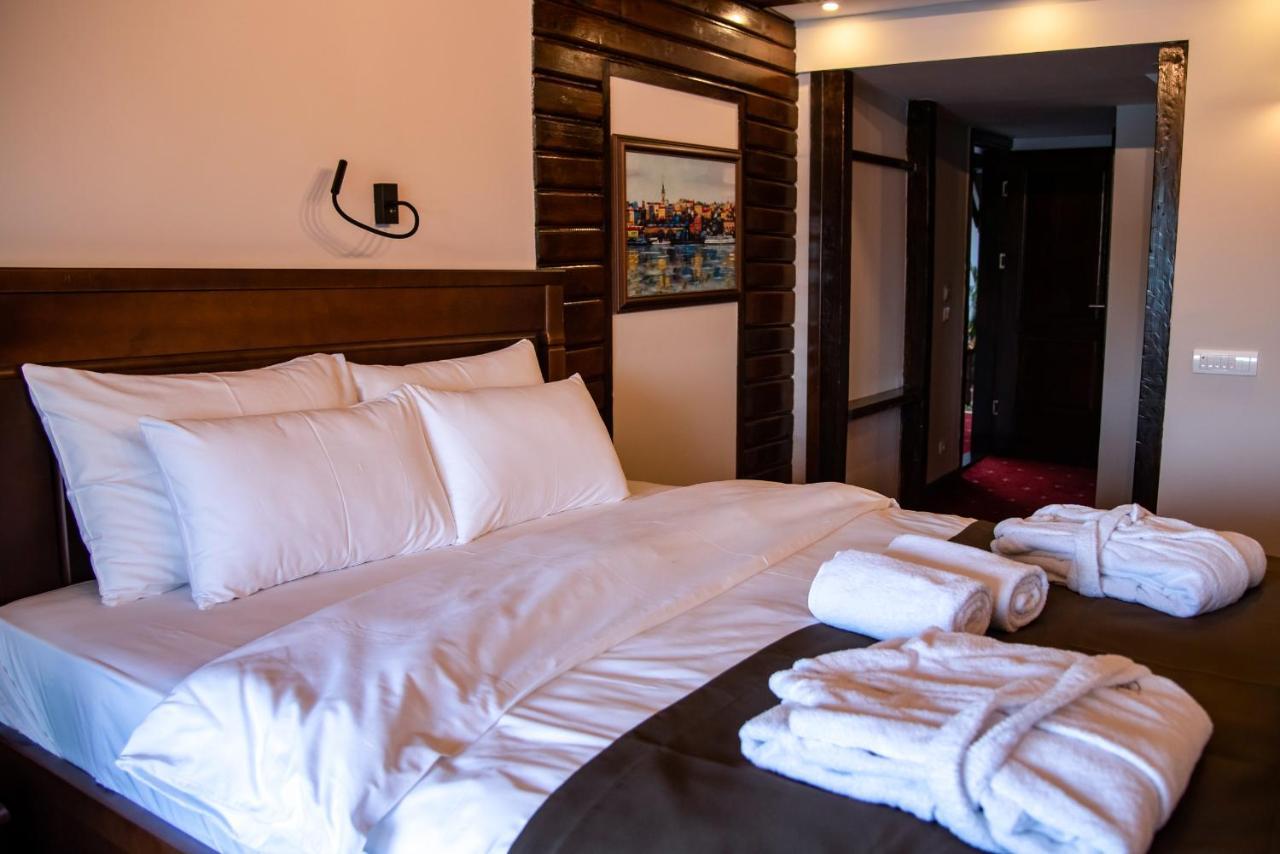 Bahus Inn Belgrad Exterior foto