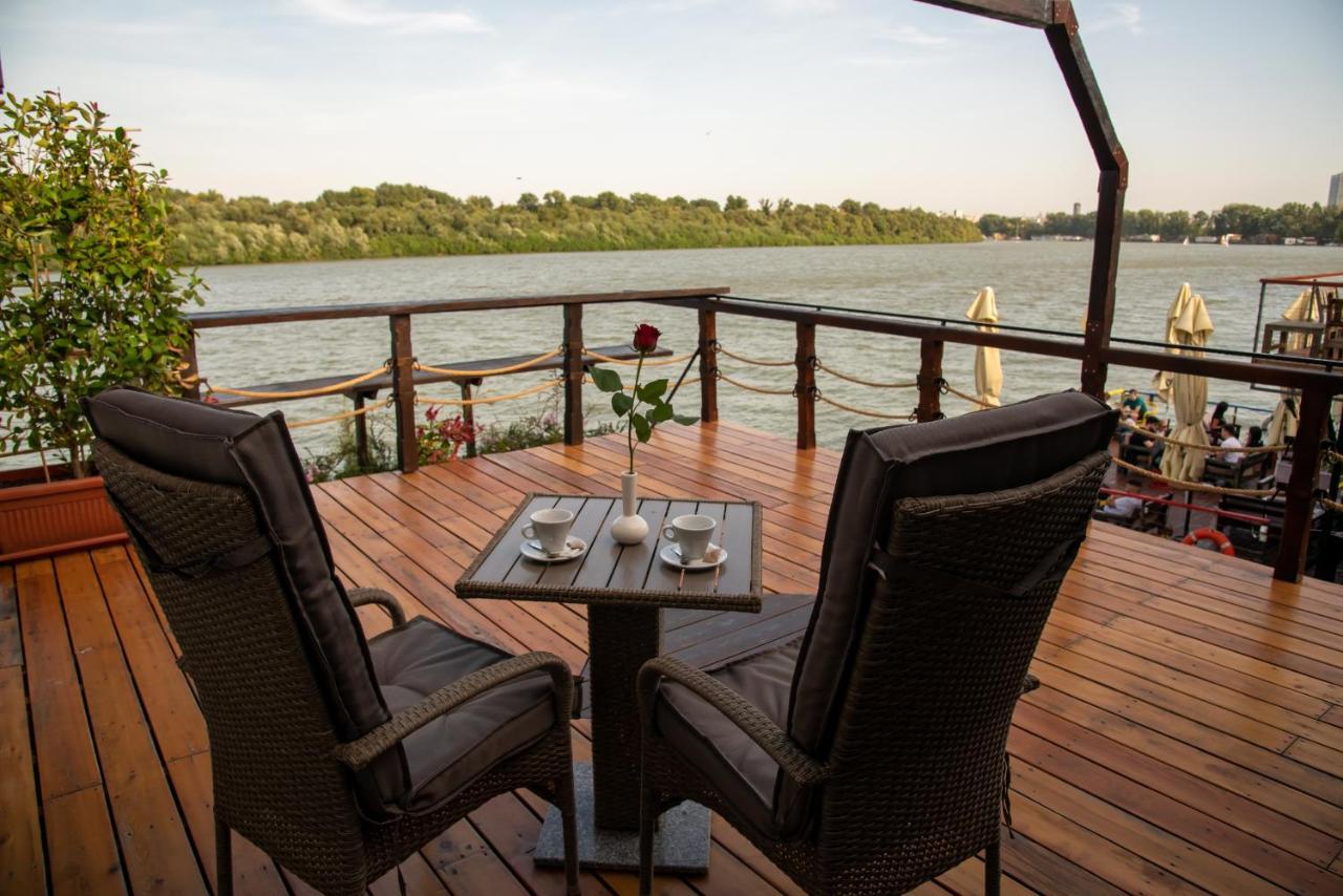 Bahus Inn Belgrad Exterior foto