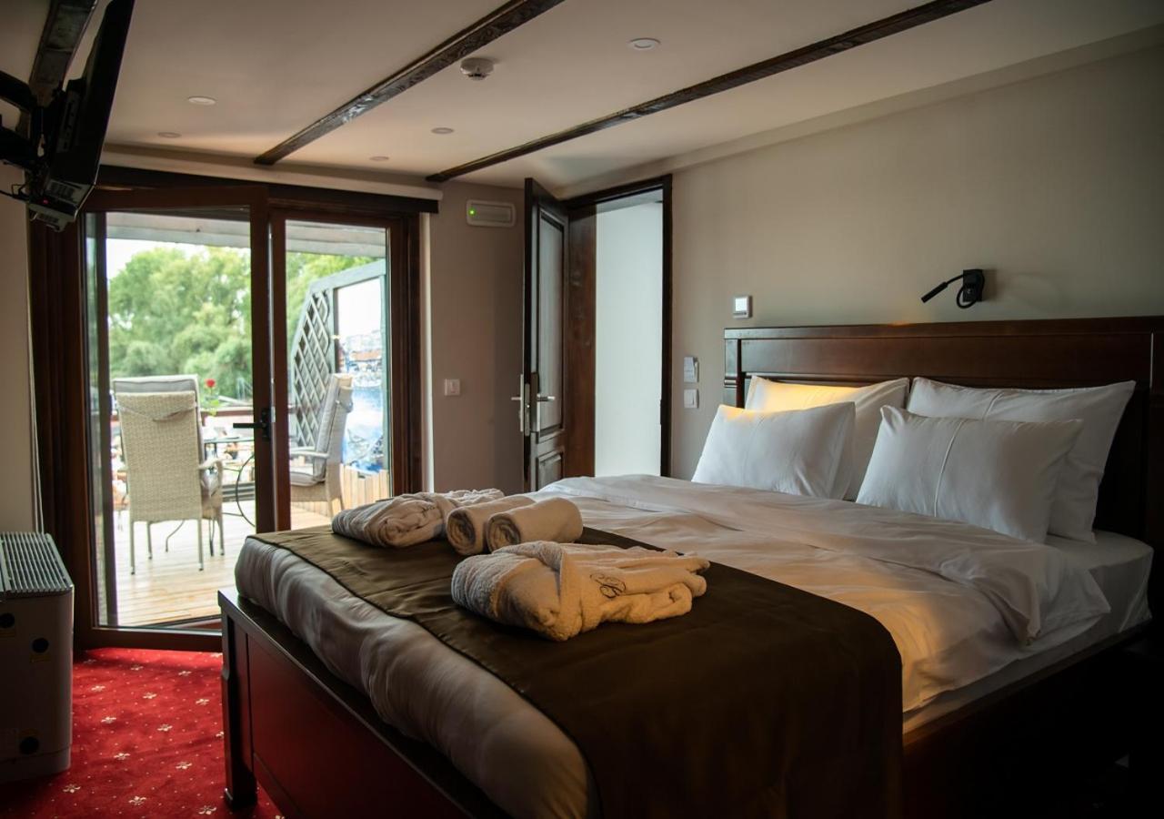 Bahus Inn Belgrad Exterior foto