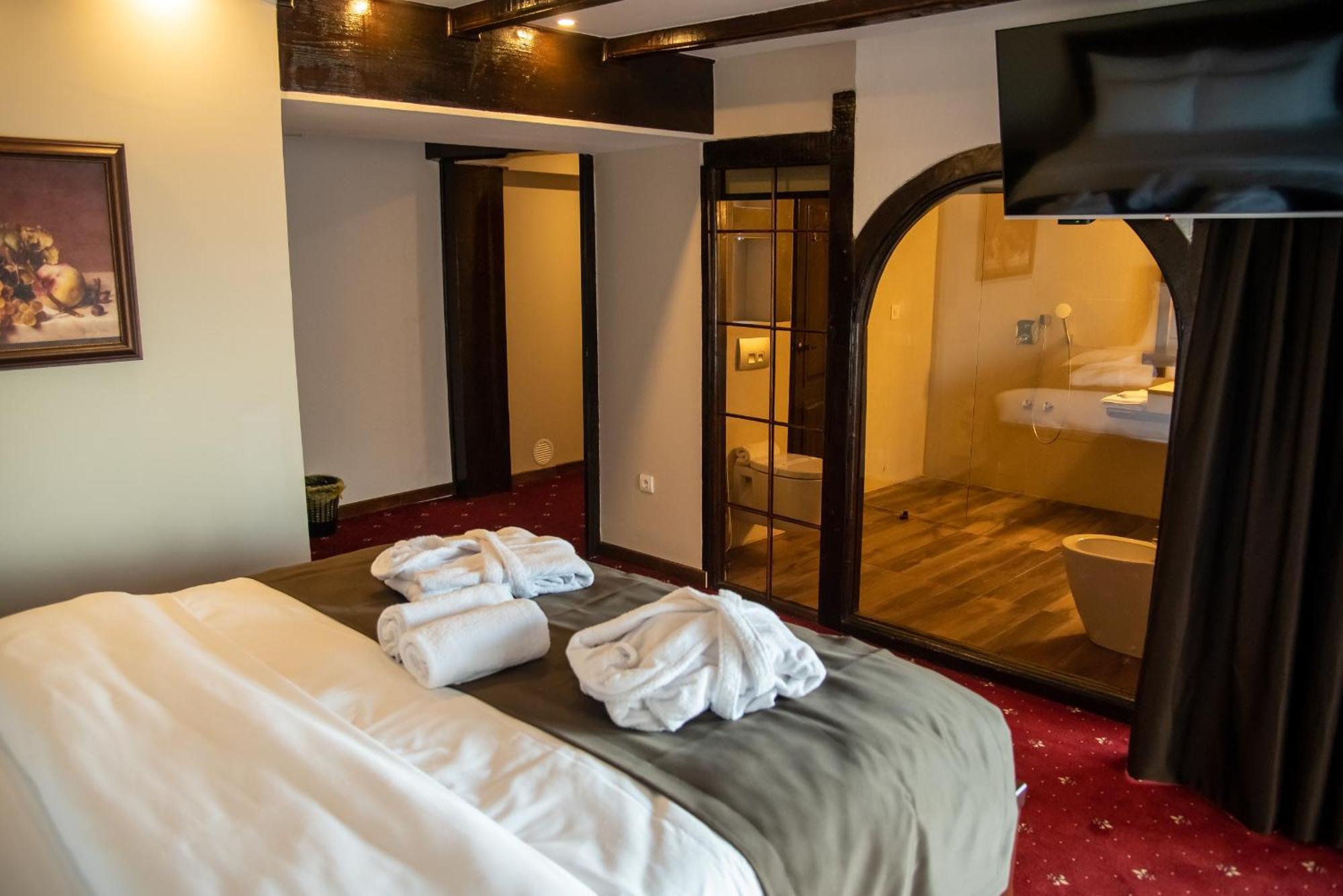 Bahus Inn Belgrad Exterior foto